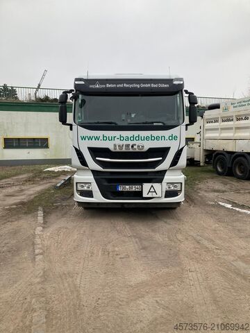 Standard dragbil Iveco 