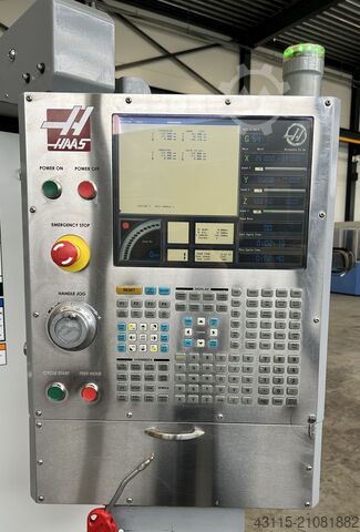 CNC Verticaal Bewerkingscentrum HAAS Super VF-2 SSHE