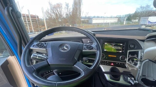 φορτηγό μεταφοράς ξυλείας Mercedes-Benz Actros 26/54