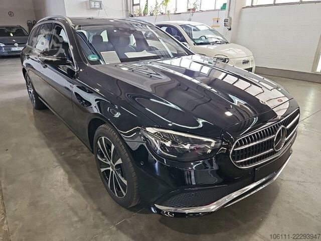 Minibús MERCEDES-BENZ E 300 de 4Matic T-Modell Burmester Pano Head-UP