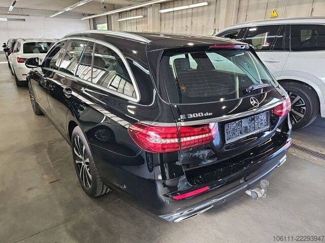 Minibús MERCEDES-BENZ E 300 de 4Matic T-Modell Burmester Pano Head-UP