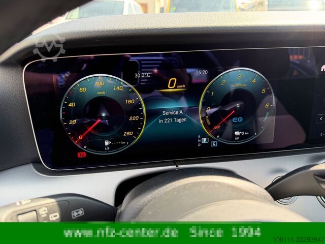 Microbuz MERCEDES-BENZ E 300 de 4Matic T-Modell Burmester Pano Head-UP