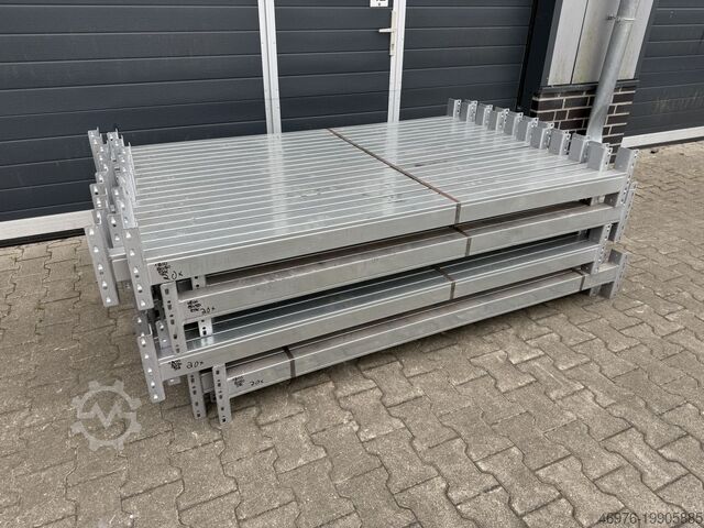 Hoogbouwmagazijn Palletstelling traverse Dexion P 90 / K: 80 x 50 mm / lichte Weite: 1.800 mm