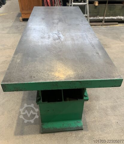 Placa de controlo/rastreio em ferro fundido Marbre de contrôle/traçage en fonte 1700 x 700 x 230 mm