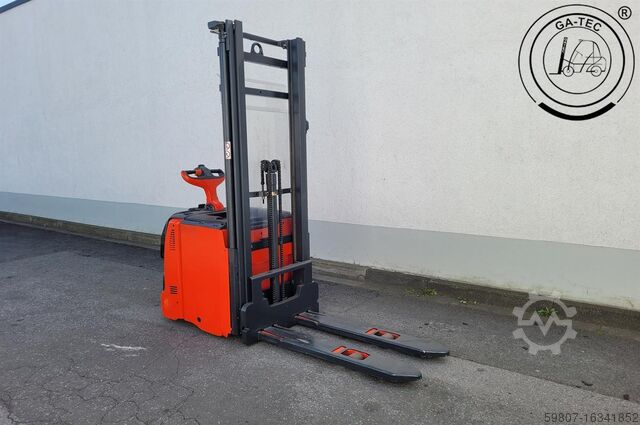 Kamioni sa paletama Linde L14AP