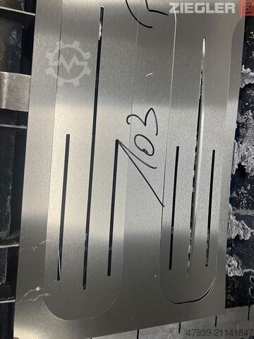 Mașină de tăiat cu laser Trumpf TruLaser 1030