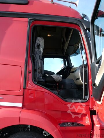 Standard tractor unit MERCEDES ACTROS 1845