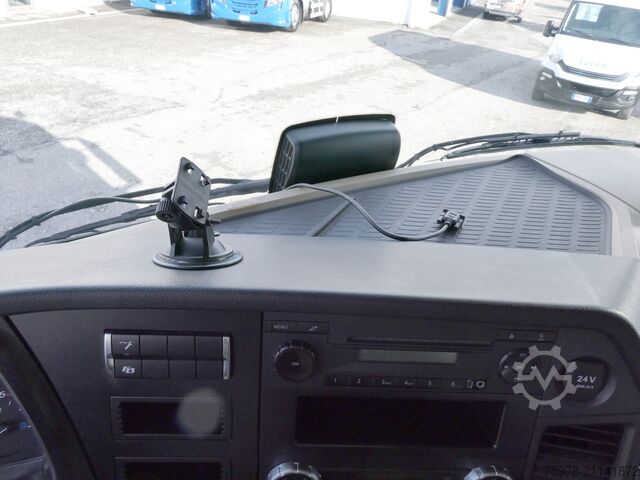 Standard tractor unit MERCEDES ACTROS 1845