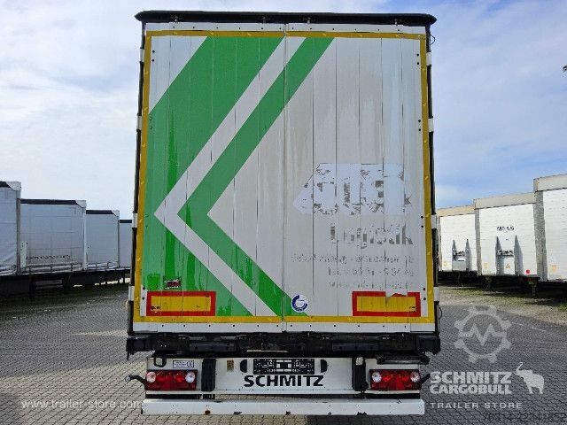 Open semitrailer with tarp Schmitz Cargobull Curtainsider Mega Getränke