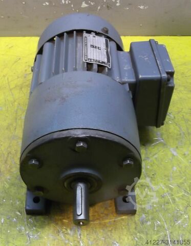 Silnik przekładniowy 0,12 kW 132 obr/min SEW-EURODRIVE R32ND71A2  R32WD71A2