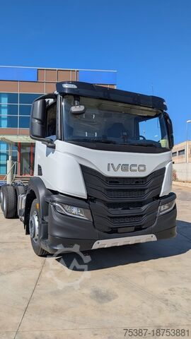 σασί φορτηγού IVECO XWAY 280X54