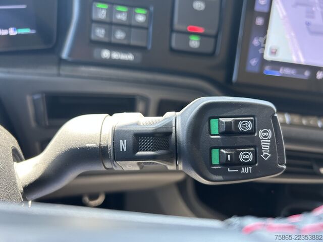 Standard-SZM Scania 590S V8 Highline / Retarder / Leder / Vol Lucht...