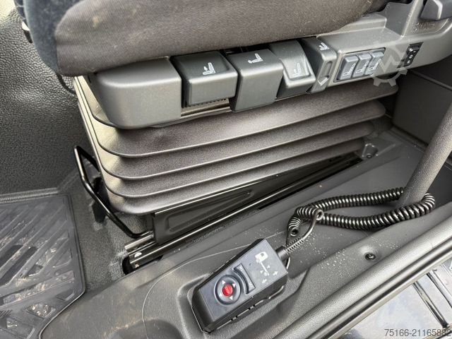 Skříňový nákladní automobil MERCEDES-BENZ ATEGO 1224 L Koffer 6,10 m LBW 1,5 T*ADR