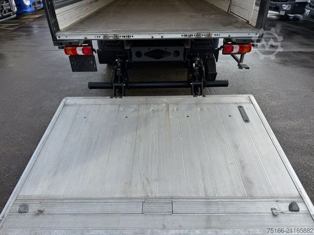 Skříňový nákladní automobil MERCEDES-BENZ ATEGO 1224 L Koffer 6,10 m LBW 1,5 T*ADR