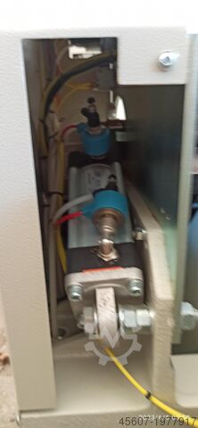 Afschuiningsmachine dubbel-zaag voor alu, pvc-hout Saw 2 a head for precision cutting of aluminum Saw 2 a head for precision cutting of aluminum