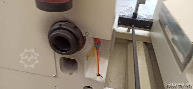 Affasningsmaskine dobbeltsav til alu, pvc træ Saw 2 a head for precision cutting of aluminum Saw 2 a head for precision cutting of aluminum