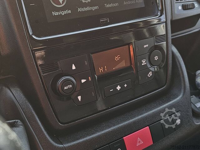 Bestelauto PEUGEOT BOXER 2.2 L3H2 Airco Navi