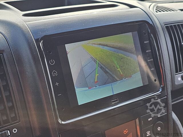 Bestelauto PEUGEOT BOXER 2.2 L3H2 Airco Navi