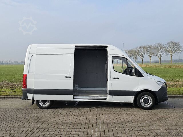 Bestelauto MERCEDES-BENZ SPRINTER 314 L2H2 Automaat Mbux!