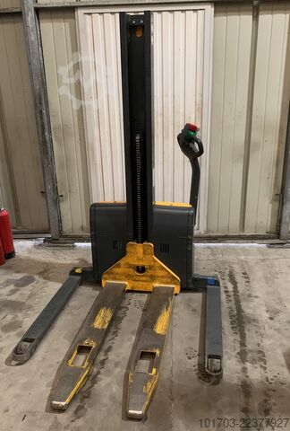  Jungheinrich EMC B10
