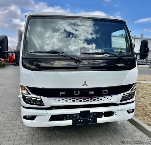 Transporter z platformą Fuso e Canter 4C15 Pritsche