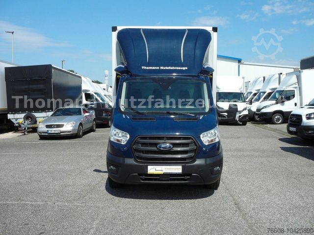 Vrachtwagen met bakwagen FORD Transit Möbel Koffer Premium