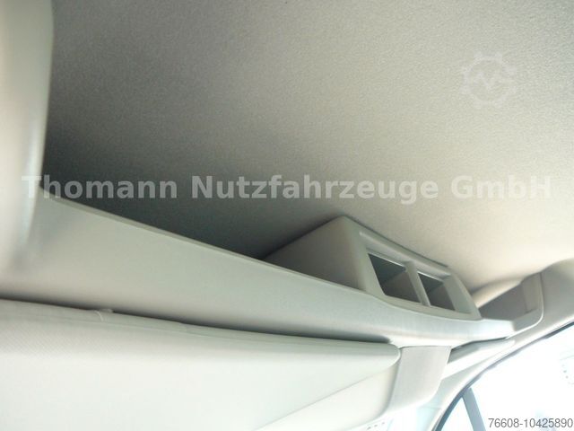 Vrachtwagen met bakwagen FORD Transit Möbel Koffer Premium