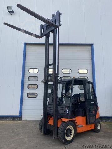 Diesel vorkheftrucks, voorladers LUGLI 455e