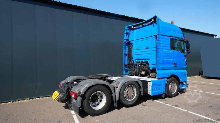 Standard-SZM MAN TGX 26.460 6x2 tractor unit 632.200km
