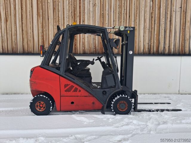 Forklift Linde H 25 Diesel Triplex