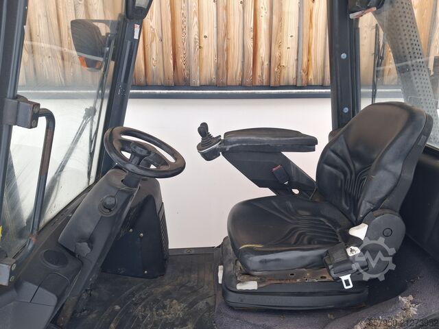 Forklift Linde H 25 Diesel Triplex