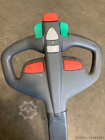 Empilhadeira alta Liugong CLG2S016-WF3