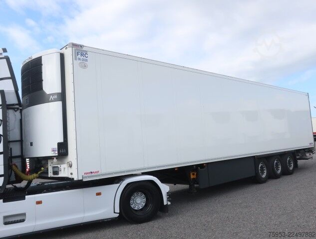 Køletrailer Schmitz Cargobull SKO 24 Doppelstock Thermo King Pharma Ladebordwand