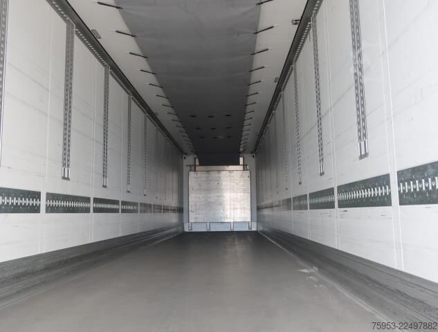 Køletrailer Schmitz Cargobull SKO 24 Doppelstock Thermo King Pharma Ladebordwand