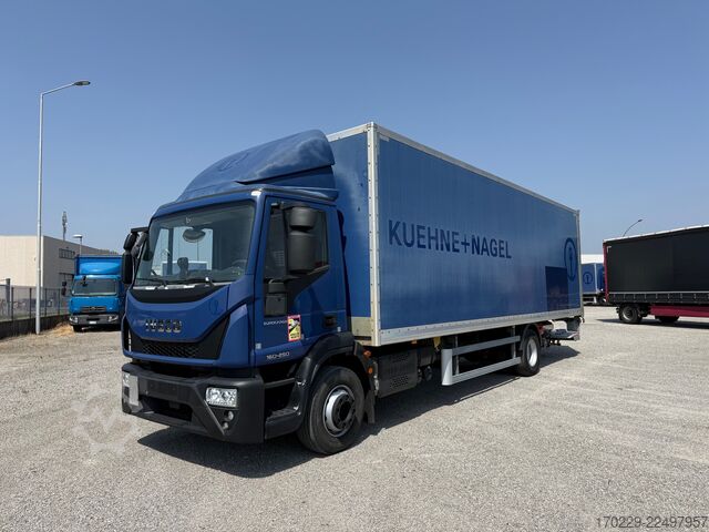 Vrachtauto met laadbak en hydraulische laadklep iveco eurocargo 160-250