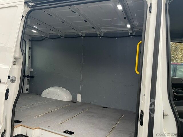 VW Crafter Fourgon 4x4 L2H1 - Système de navigation VW Crafter 35 Kasten 4x4 L2H1 - Navi