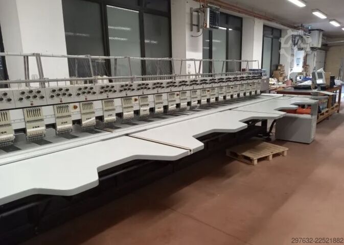 2 máquinas de bordado plano ZSK ZSK X 2507 et MCF 1011