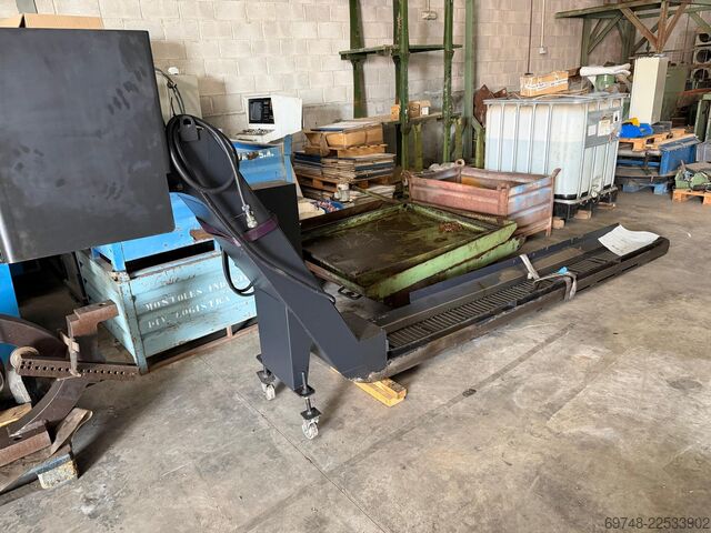 CNC dreje- og fræsecenter DOOSAN Puma TT1800 SY