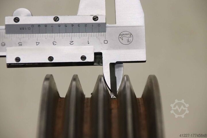 Τροχαλία ιμάντα 4 αυλακώσεων Guss SPA 300 4 3020 (13 mm)