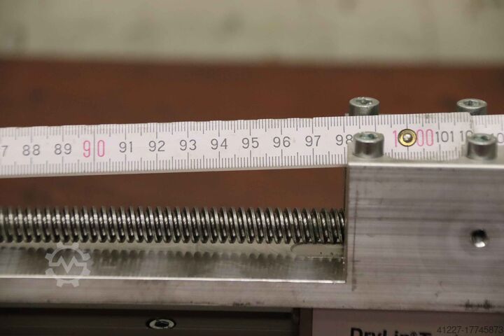Lineaire aandrijving Slaglengte 980 mm igus Achterberg DryLin T Toolbase AK