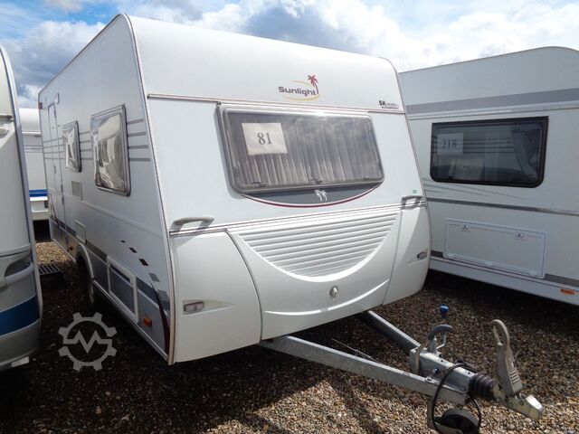 Caravan SUNLIGHT Capron C44D *Vorzelt*