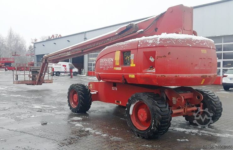 Piattaforma telescopica JLG 860 SJ