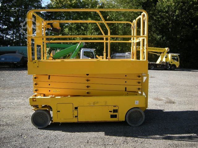 Arbeitsbühne GENIE GS 2646, Scherenarbeitsbühne Genie 9,9 m