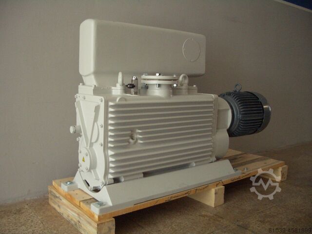 Pompe à vide à piston. Leybold E 250 Leybold E 250