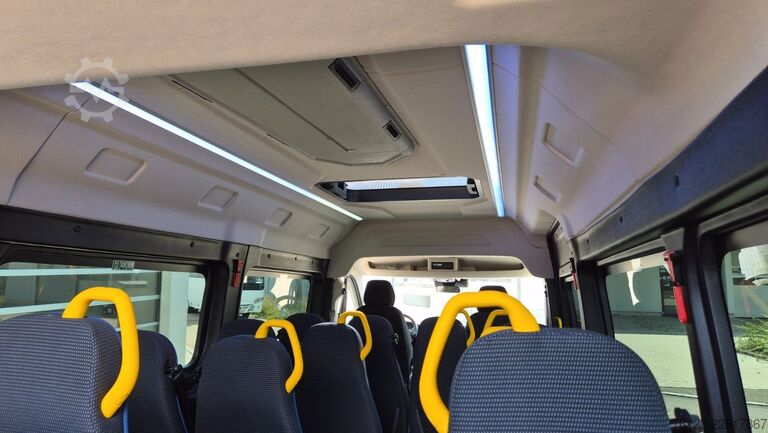 Minibus Opel Movano Lord light Lagerfahrzeug Stock 18 SS