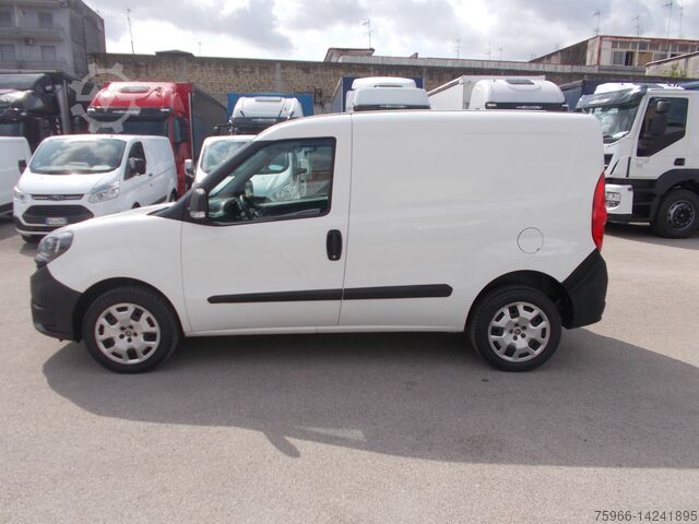 Panel van Fiat DOBLO 2020 METANO PORTA LATERALE
