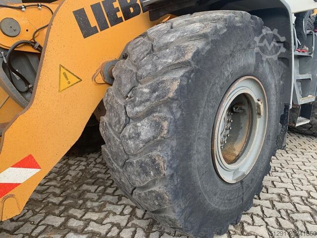Ładowarka kołowa Liebherr L576 X Power
