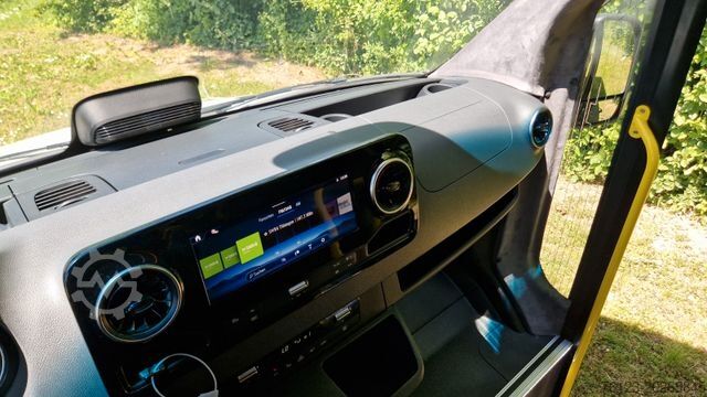 Minibus MERCEDES-BENZ 517 Sprinter GSR Automatik 22 SS Stock