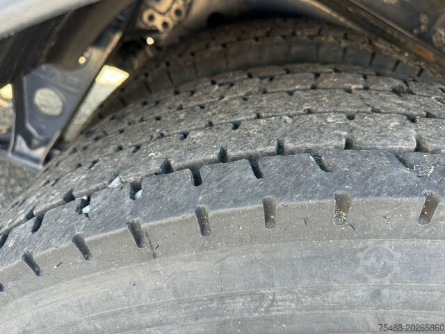 Suprastructură + macara CORMACH 27.500 DAF CF 75-360 CASSONE+GRU CORMACH 27.500