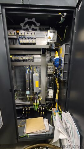 Vertikalt bearbejdningscenter Deckel Maho DMF 260 / 700